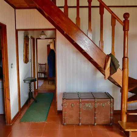 Prázdninový dům Casa Do Pinheiro Near Obidos With Garden Carvalhal (Leiria)